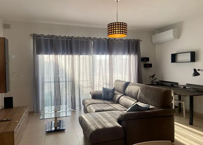 St Julians Central Apartment